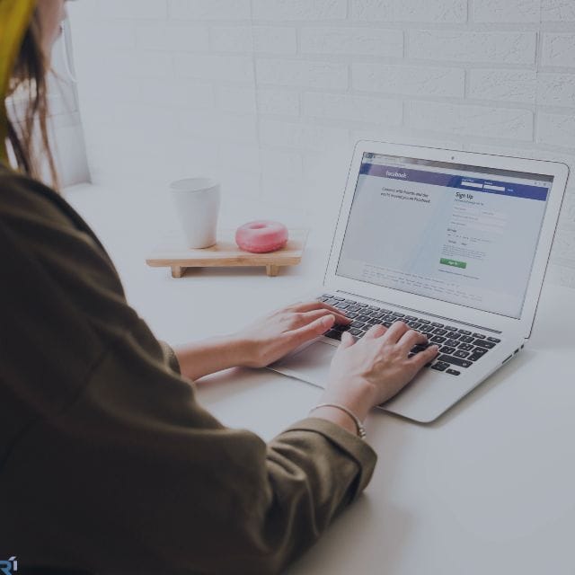First Monday – en Facebook-gruppe for dig, der bogfører selv